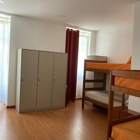 Russo'S Hostel Сетубал Екстер'єр фото